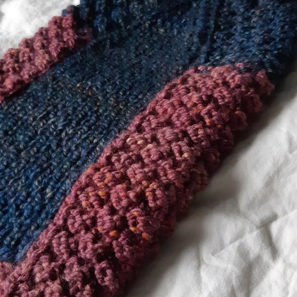 S Fig & Spruce Colorblock Dog Sweater - Picture 5 of 11